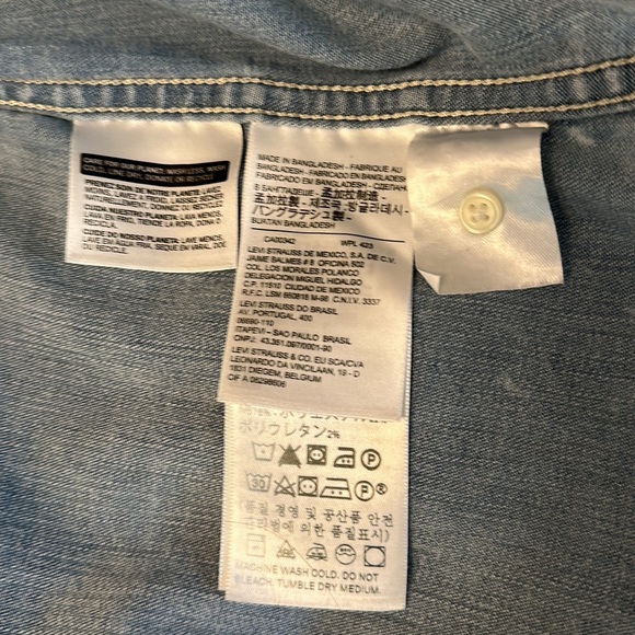 LEVI STRAUSS ESSENTIAL WESTERN DENIM SHIRT classic fit size S - Picture 6 of 9
